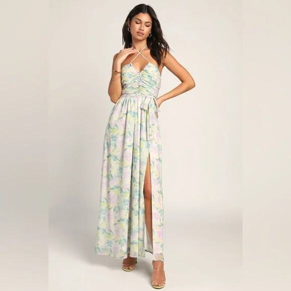 Lulus Dresses & Skirts - NWT Lulus Effortlessly Abloom Green Multi Floral Ruched Halter Maxi Dress Sz M